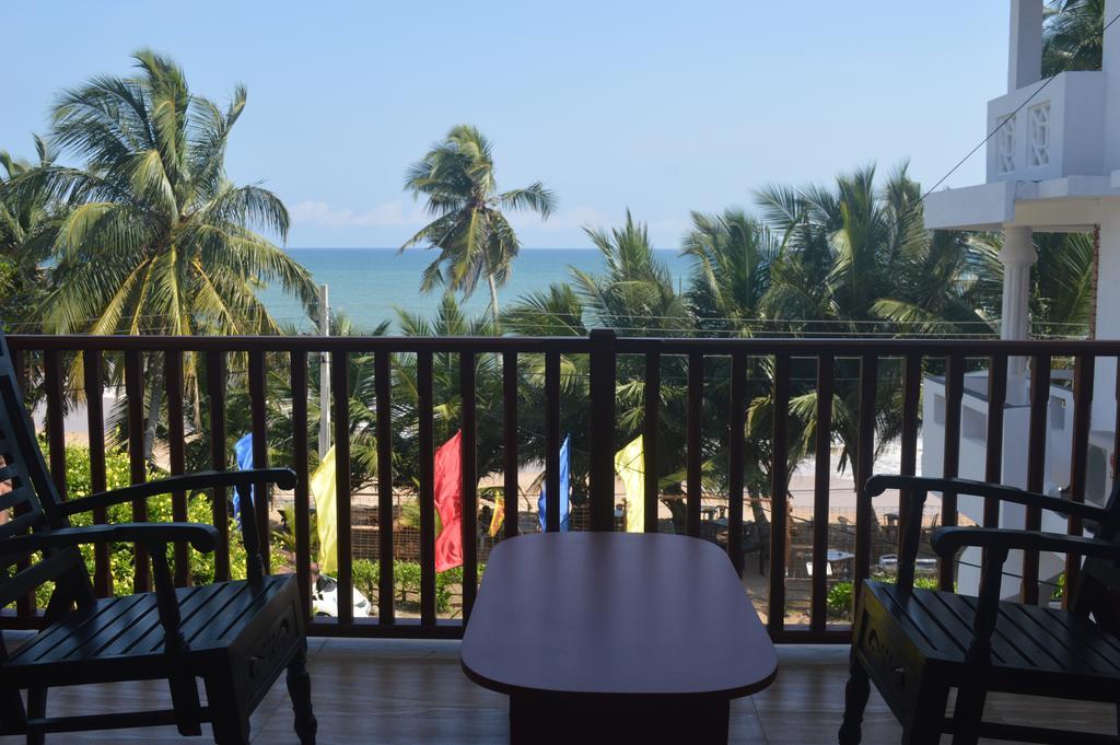 Shanika Beach Inn Tangalle Exterior photo