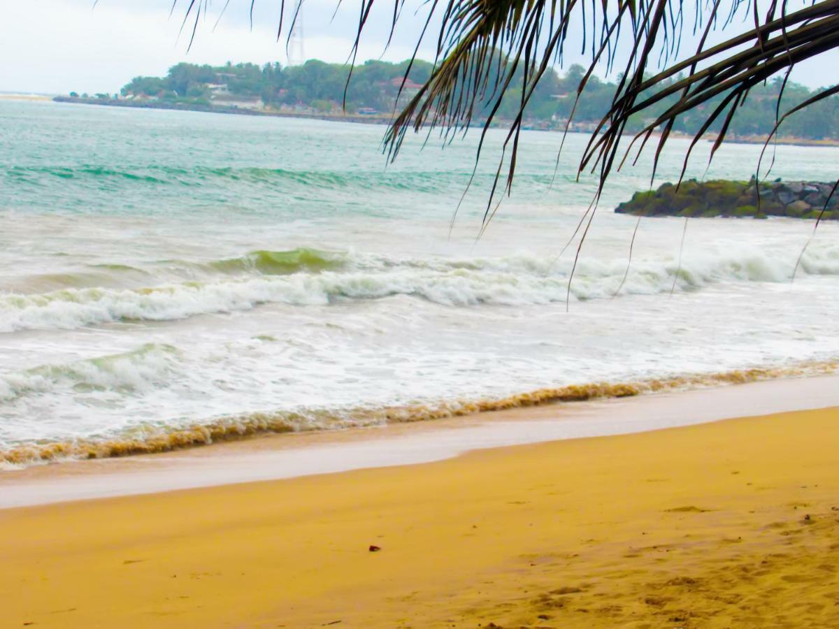 Shanika Beach Inn Tangalle Exterior photo