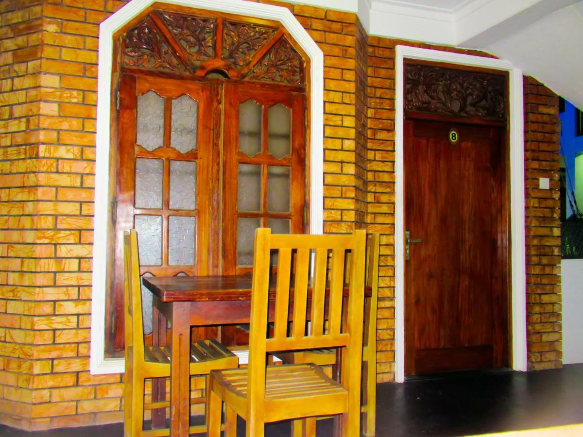 Shanika Beach Inn Tangalle Exterior photo